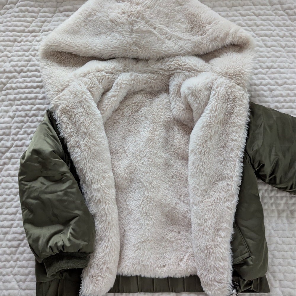 Zara Baby Unisex Reversible Fluffy Jacket Green/White 6T